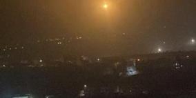الاحتلال يحاصر منزلا في عقربا ويطلق النار وقذيفة "إنيرجا" باتجاهه