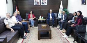 اللواء إياد بركات يستقبل مؤسسة فلسطين الخير