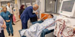 "بيت مال القدس" ترسم البسمة على وجوه الأطفال المصابين بالسرطان وأمراض الكلى في "المطلع"