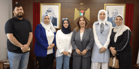 الخليلي تلتقي وفد جمعية عزون للتنمية والإبداع والتطوير لبحث سبل التعاون في دعم وتمكين النساء