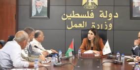 شراكة استراتيجية بين "العمل" و"السياحة البيئية" لتمكين المجتمعات المحلية وتوفير فرص عمل مستدامة