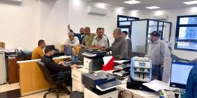 مصلحة مياه محافظة القدس تواصل جهودها الميدانية لخدمة المواطنين في بلدة سنجل بالتعاون مع البلدية