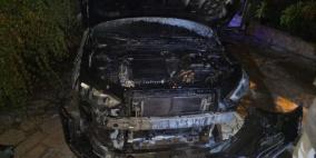 مستوطنون يحرقون 3 مركبات في أم صفا شمال غرب رام الله