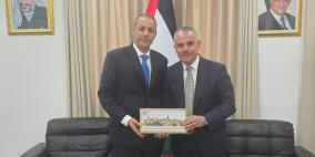 القنصل العام لدولة فلسطين في دبي يستقبل رئيس اتحاد الغرف التجارية