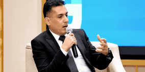 البروفيسور معتصم عديلة يواصل نشر مشروعه الفكري لتطوير العلوم الإنسانية في عصر الذكاء الاصطناعي
