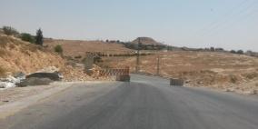 الاحتلال ينصب بوابة حديدية شرق بيت لحم