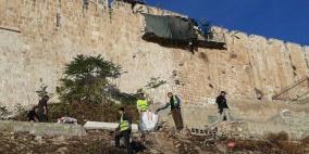 قوات الاحتلال تجري حفريات في مقبرتي باب الرحمة ومأمن الله بالقدس