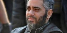 أول تعليق لفضل شاكر بعد الحكم عليه بالسجن 15 عاماً