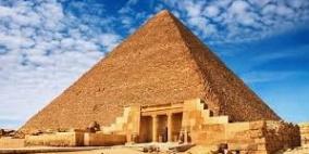 علماء يكتشفون تجويفاً ضخماً في هرم خوفو