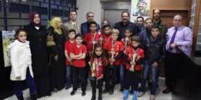 التربية تودع طلبتها المشاركين بمسابقة الحساب الذهني في ماليزيا