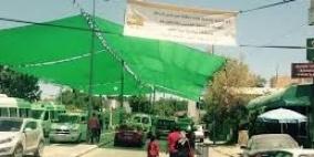 كهرباء القدس تركب مظلة للتخفيف من وطأة الحر على المصلين الوافدين للصلاة في المسجد الأقصى