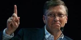 بيل غيتس تحول لاستخدام هاتف جديد.. ليس آيفون