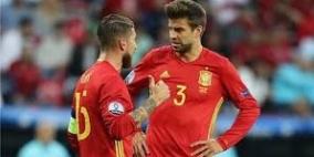 حملة واسعة لطرد بيكيه من المنتخب الإسباني