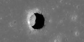 مغارة تحت سطح القمر عمرها أكثر من 3 مليارات سنة