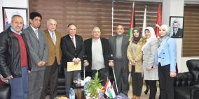 بلدية البيرة تستقبل السفير التركي وتبحث معه سبل التعاون.