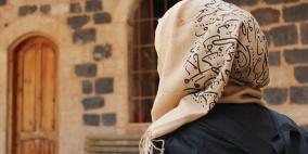 محاضر اسرائيلي يطلب خلع حجاب طالبة فلسطينية ويطردها من المحاضرة