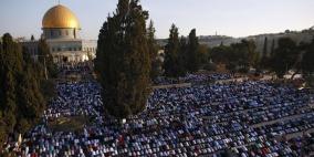 150 الف مصل في الاقصى بجمعة رمضان اليتيمة