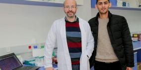  فريق من جامعة القدس يطور تطبيق هاتف ذكي يكشف عن سرطان الثدي‎
