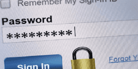 مخترع قواعد كلمات السر 'الآمنة' يعترف بخطئه