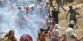 قوات الاحتلال تقمع مسيرتي "كفر قدوم ونعلين"