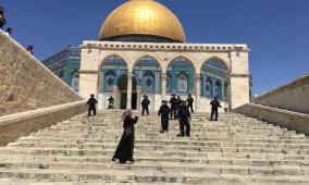 لليوم الـ12: الاحتلال يواصل إغلاق المسجد الأقصى وكنيسة القيامة ويمنع الوصول إليهما
