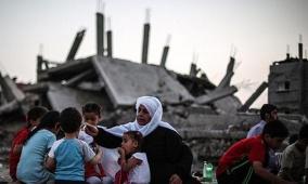 الدفاع المدني بغزة: إسرائيل تمنعنا من إنقاذ أحياء تحت الأنقاض