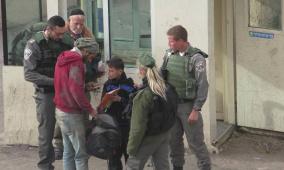 الاحتلال يعتقل ثلاثة أطفال من كفر مالك شرق رام الله