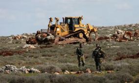 لليوم الثاني: مستوطنون يواصلون تجريف أراضٍ في ترمسعيا شمال رام الله