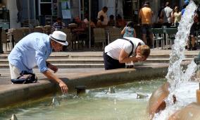 فرنسا تسجل أكثر من 300 حالة غرق خلال الصيف بسبب موجات الحر