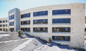 جامعة الزيتونة: برامج نوعية تلبي احتياجات السوق ودعم مالي للطلبة