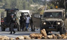 الاحتلال يعتقل 30 مواطنا من مناطق متفرقة بالضفة