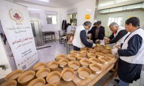 وكالة بيت مال القدس تكمل توزيع السلة الغذائية على المستفيدين وتواصل برنامج الحصص اليومية