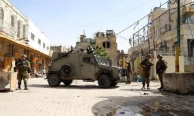 الاحتلال يغلق حاجز شارع الشهداء العسكري وسط الخليل