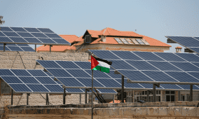 الطاقة المتجددة في الضفة وغزة.. هل يمكن الانفصال عن الاحتلال؟