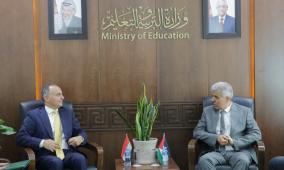 برهم يبحث مع السفير المصري تعزيز التعاون المشترك لخدمة التعليم