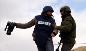 الاحتلال يعتدي على صحفي في القدس المحتلة