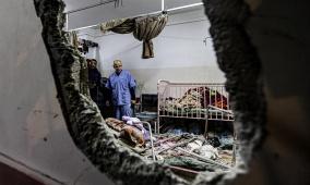 الاحتلال يهدد المواطنين والنازحين ويطالبهم بإخلاء ساحات ومحيط مجمع ناصر الطبي بخان يونس