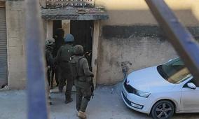 قوات الاحتلال تداهم عددا من المنازل في زعترة شرق بيت لحم