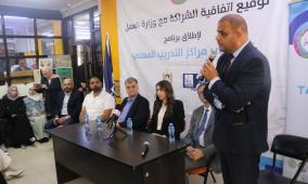 وزيرة العمل تشارك في جلسة حوارية شبابية وتوقع مذكرة تفاهم لدعم تشغيل الشباب