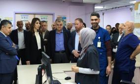 صور| وزيرة العمل تترأس جولة ميدانية على مجمع فلسطين الطبي