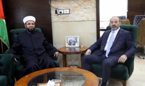 النائب العام ووزير الأوقاف يبحثان آليات تعزيز التعاون المشترك في حماية الأوقاف ومكافحة التعديات
