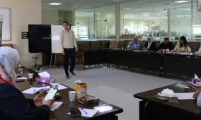 عقد دورة تدريبية لبناء قدرات كوادر تربوية في مجال التربية الإعلامية والمعلوماتية