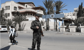 وزارة الداخلية بغزة: اللصوص في القطاع يقودهم ويحركهم "عملاء"