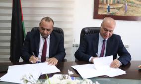 الصندوق الثقافي التابع لوزارة الثقافة يوقع اتفاقية دعم مع اتحاد الكتّاب