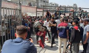 مجزرة مروعة في غزة: عشرات الشهداء والجرحى من منتظري المساعدات