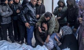 37 شهيدا بنيران الاحتلال في قطاع غزة منذ فجر اليوم بينهم 29 من منتظري المساعدات