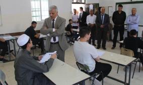 برهم يتفقد امتحانات الثانوية في جنين ويؤكد مساندة الطلبة