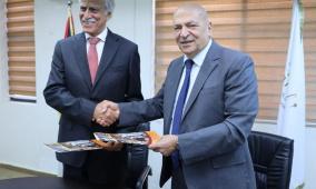 المكتبة الوطنية الفلسطينية ووزارة السياحة والآثار توقّعان مذكرة تفاهم لتعزيز التعاون في حفظ التراث الثقافي