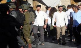 القدس: مسيرات استفزازية للمستوطنين والاحتلال يمنع مصلين من دخول الأقصى