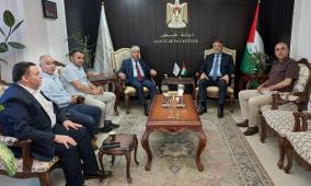 الوزير عساف يستقبل الأمين العام لجبهة النضال الشعبي على رأس وفد من الإعلام المركزي